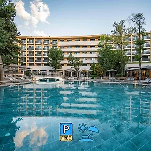Отель Hvd Club Bor Ultra - Private & Free Parking, Солнечный берег